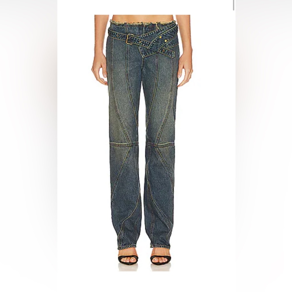 Katya Pant in Tinted Dark Indigo
H:OURS
Color: Tinted Dark Indigo